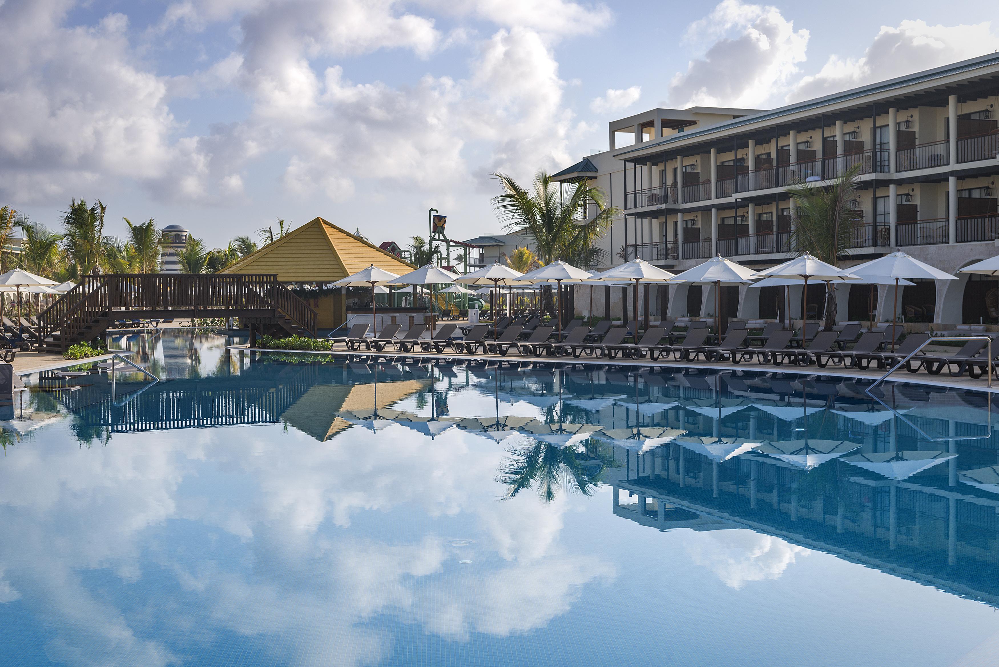 Ocean El Faro Resort (Adults Only) Пунта-Кана Экстерьер фото